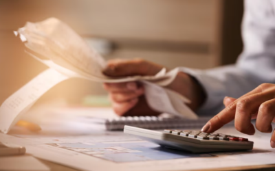 Cómo facturar en España a clientes a extranjeros: guía completa